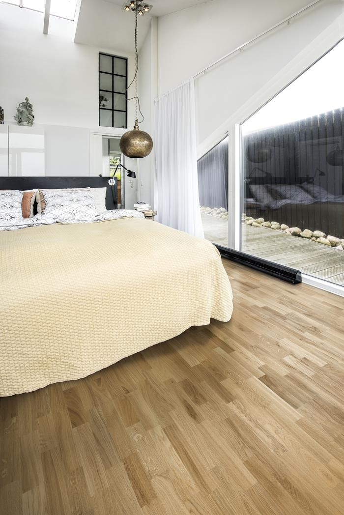 Oak Siena Satin