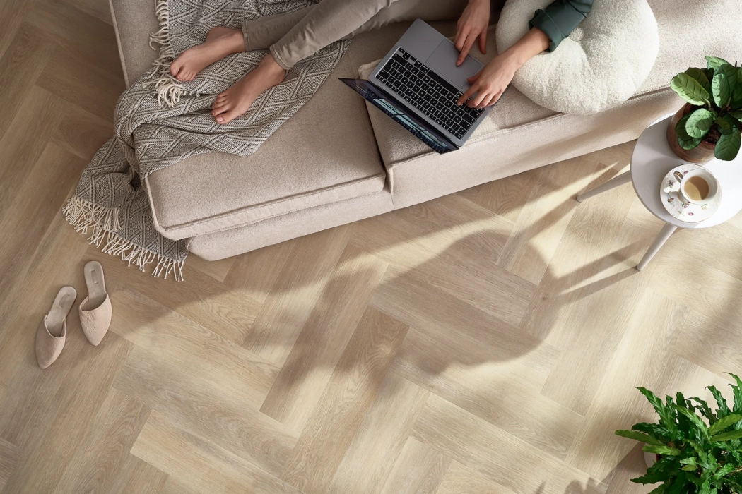Panele winylowe Arbiton Amaron Herringbone Dąb Dearwood